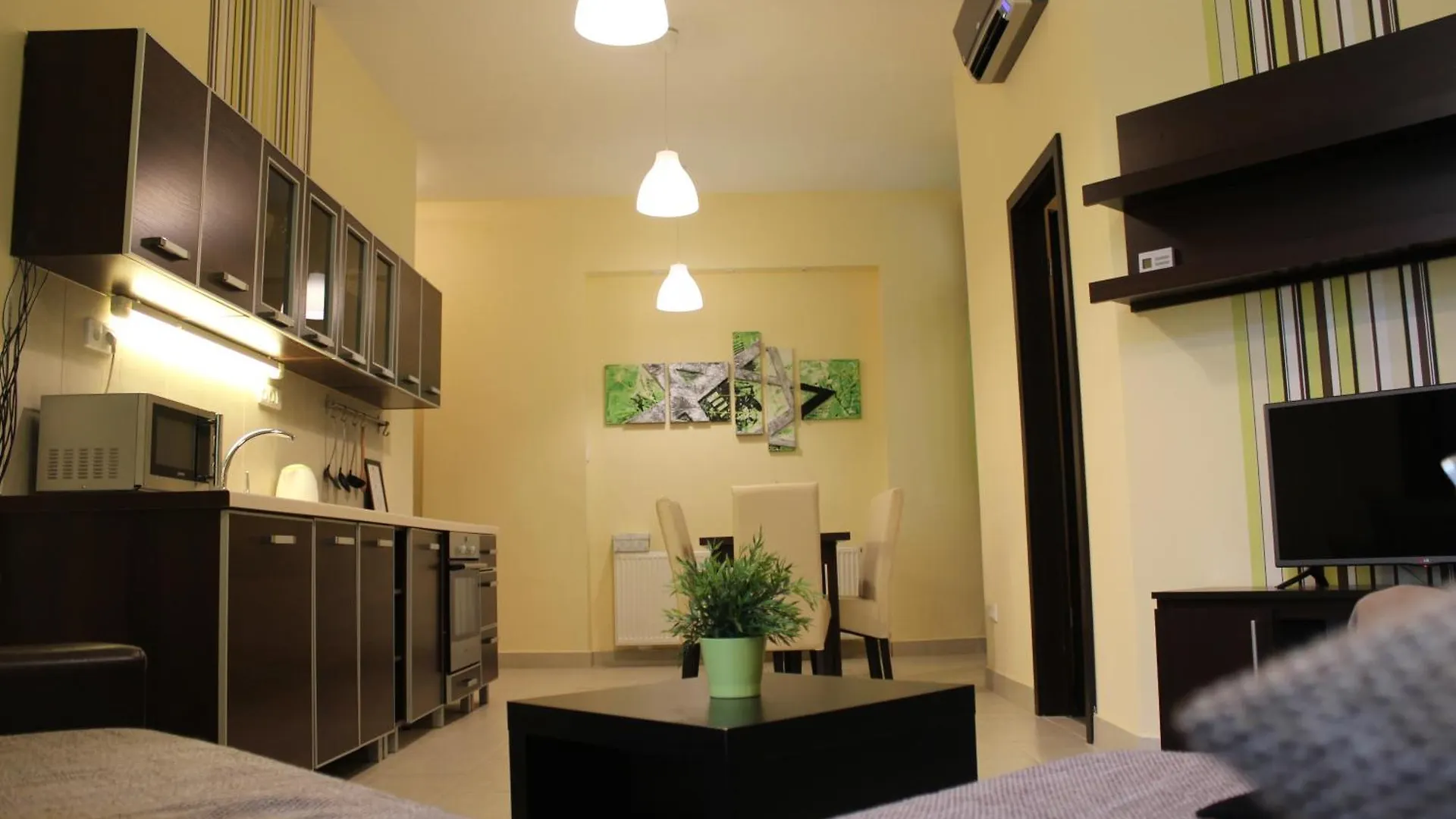 Fashionstreet Green Apartment Budapest 0*,